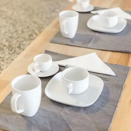 134 Atlantic Garden By Nook *